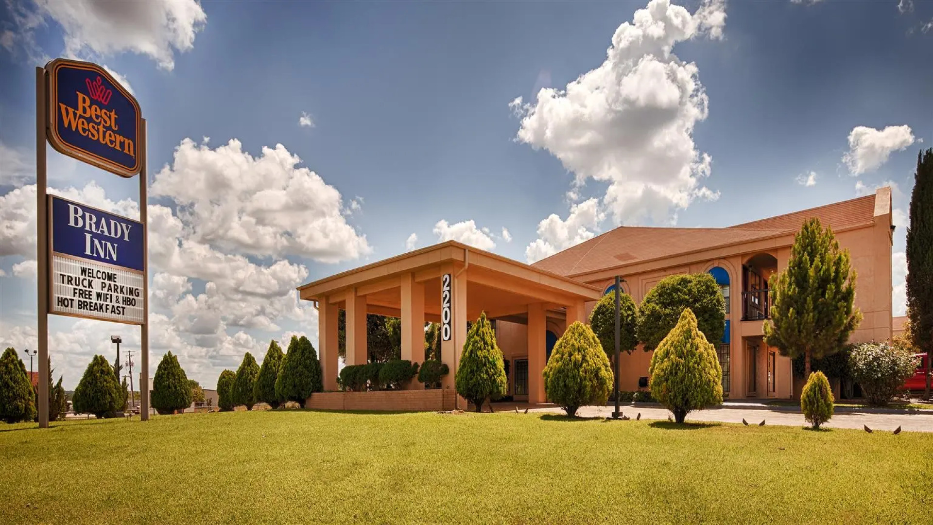 Best Western Brady Inn