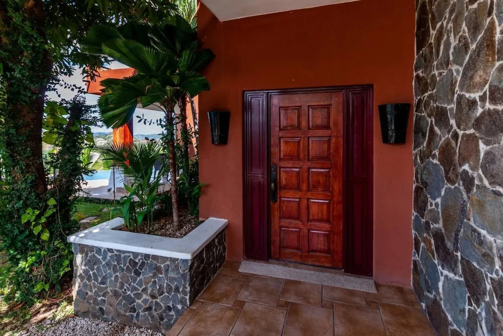 3-bedroom villa with pool - party deck and sweeping ocean views