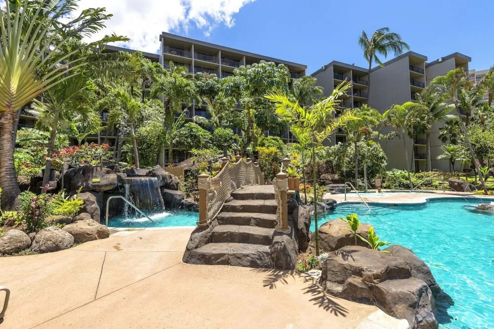 Kaanapali Shores Studio 742 Studio Bedroom Condo by RedAwning