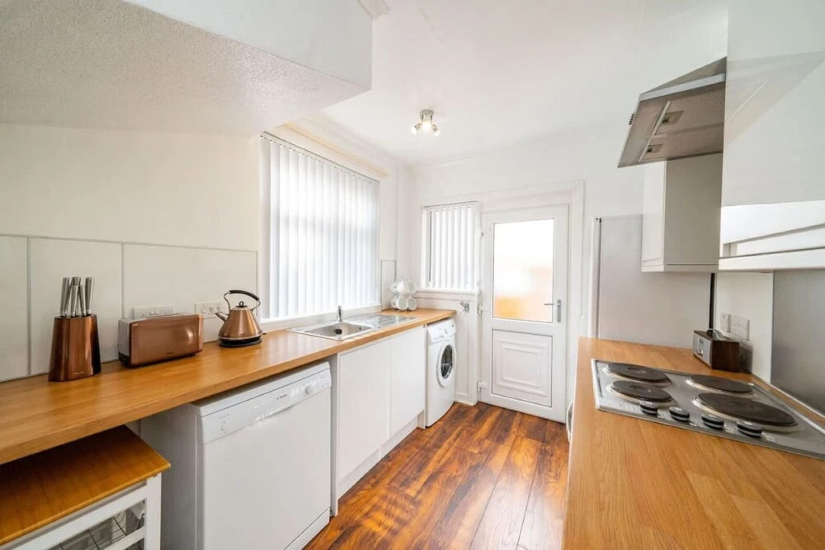 Jocks - Perfectly Placed Parklands Apartment