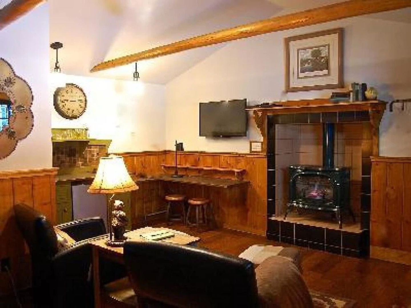 Highland Haven Creekside Inn