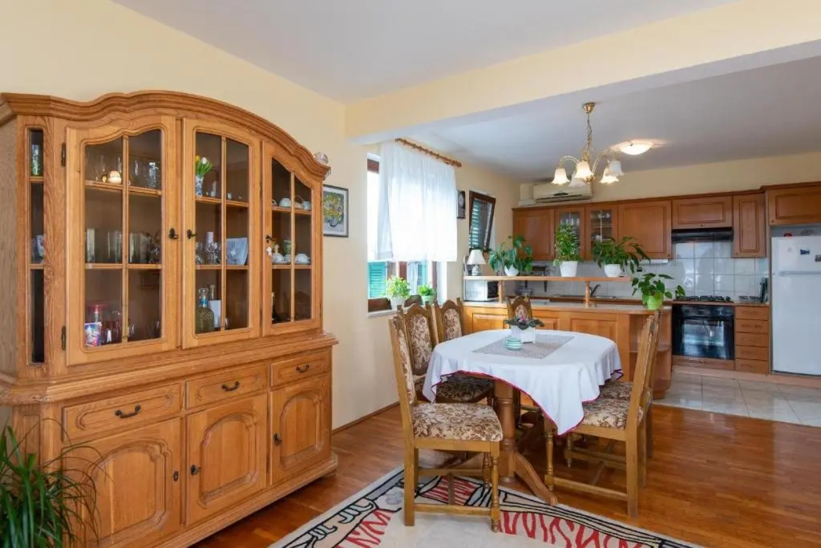 Apartments Sugor-70m from sea