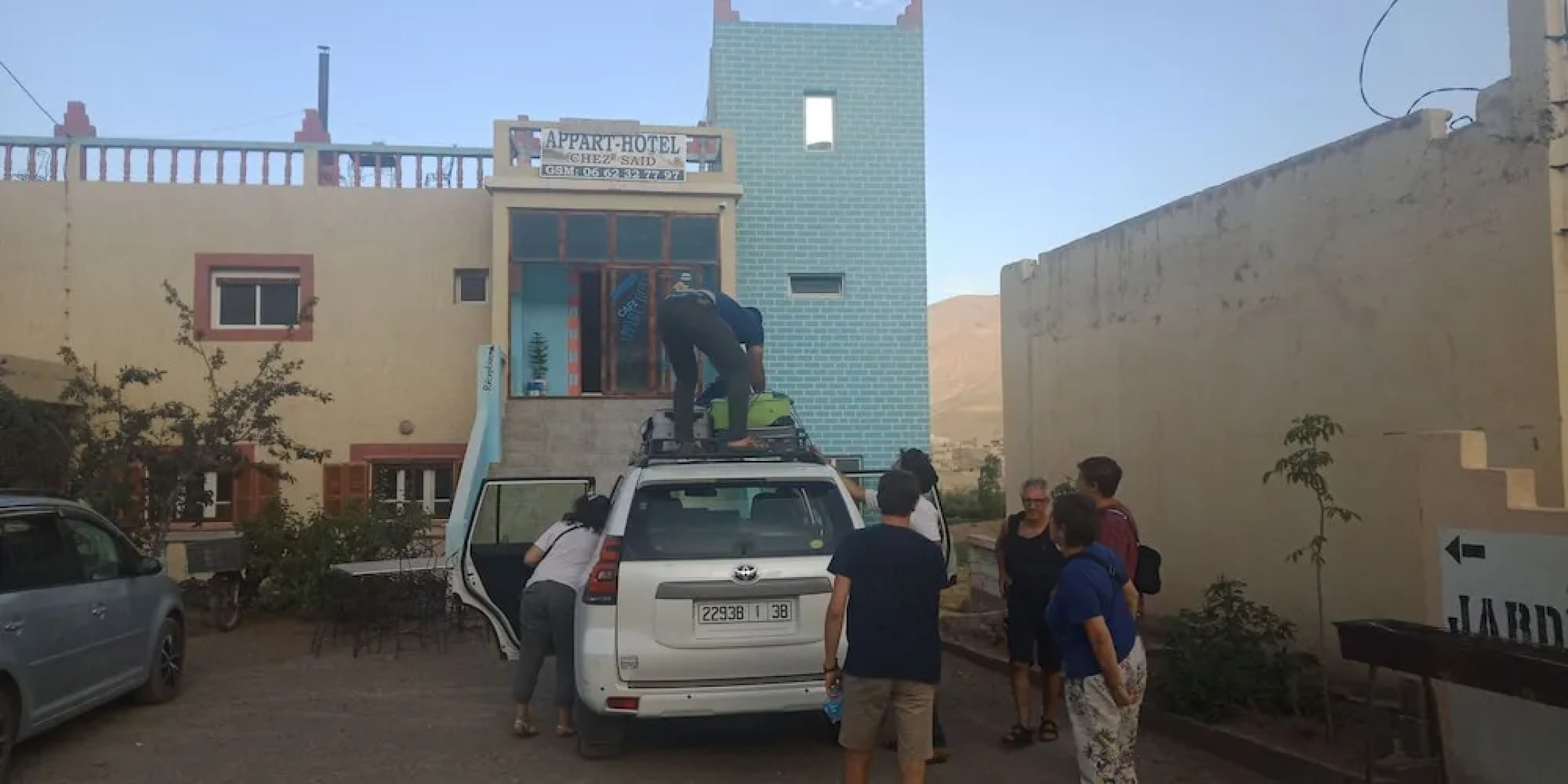 Appart Hotel Jardins d'Imilchil Hostel