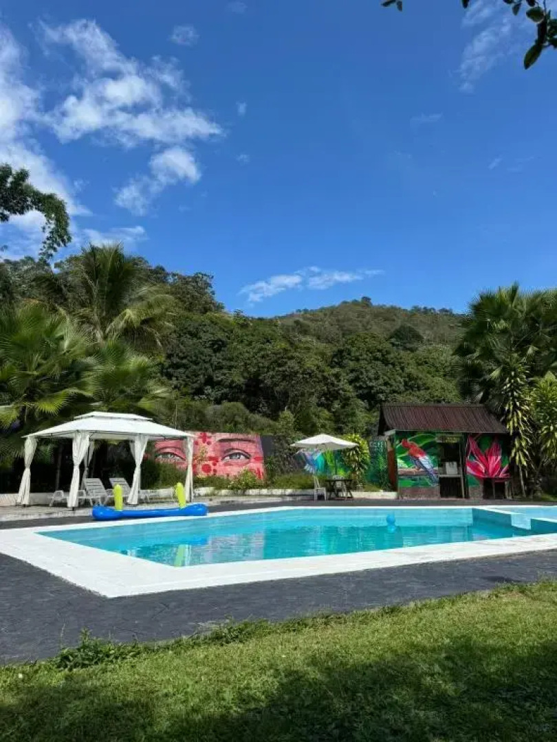 Gad Gha Kum - El Mensajero Lodge