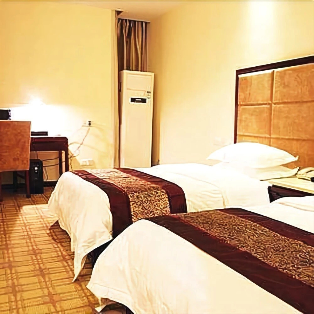 Jinxuan Yijun Taoyuan Hotel