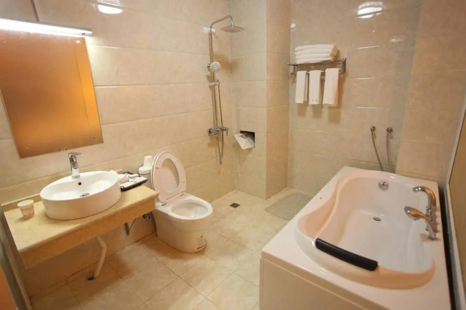 Fenglin Holiday Courtyard