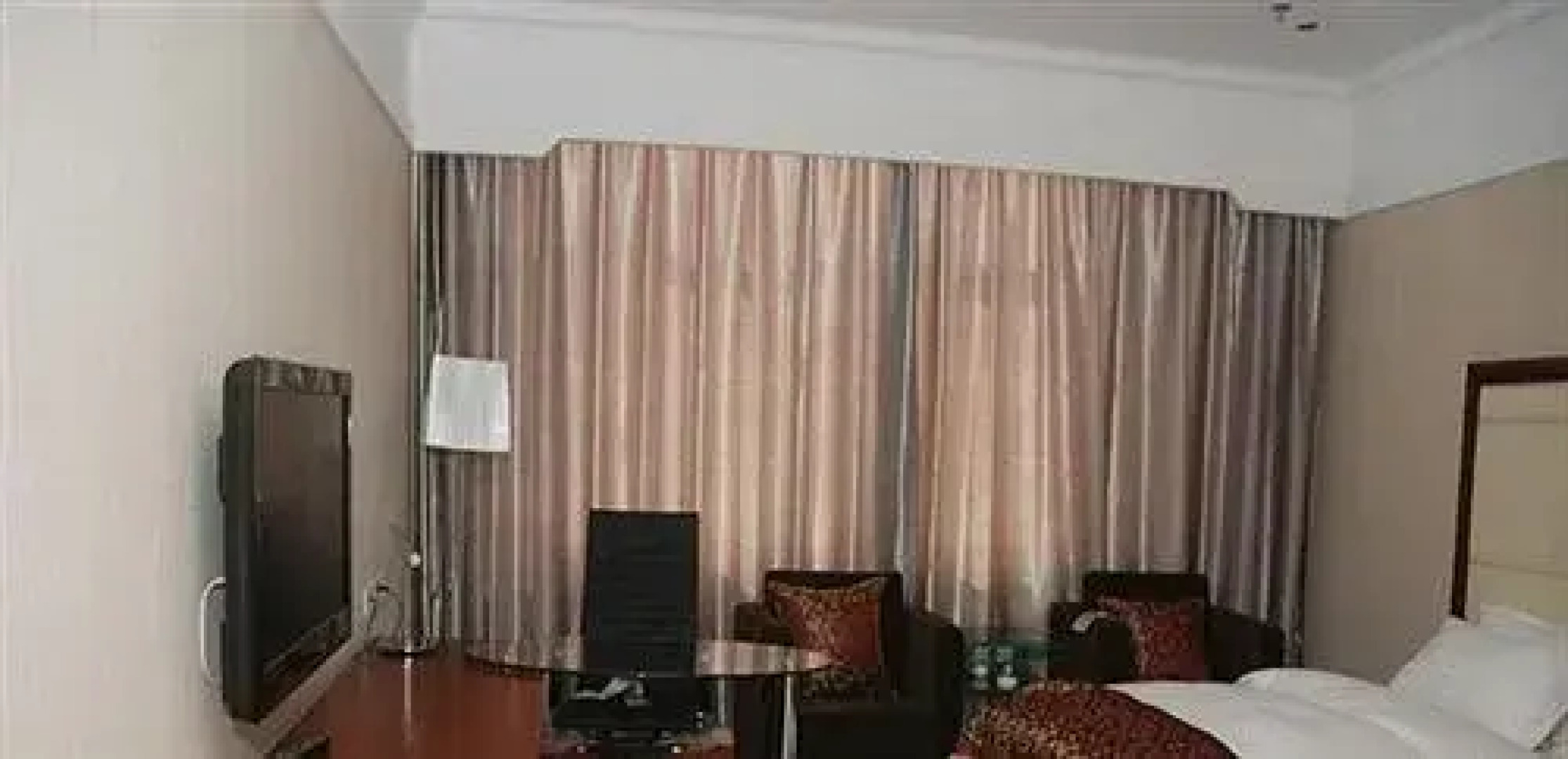 Lin Fuxin International Hotel