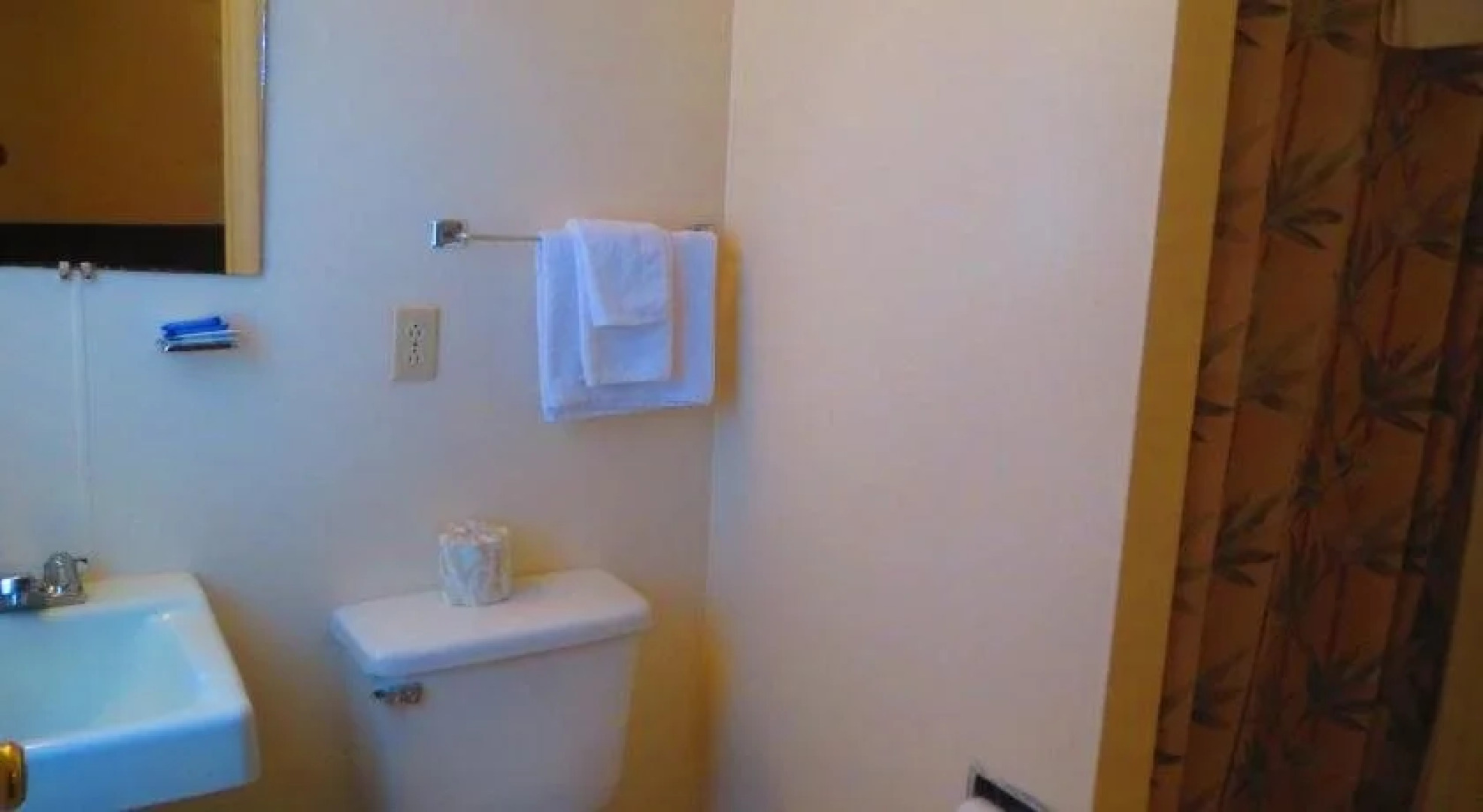 Southside Motel And Marina