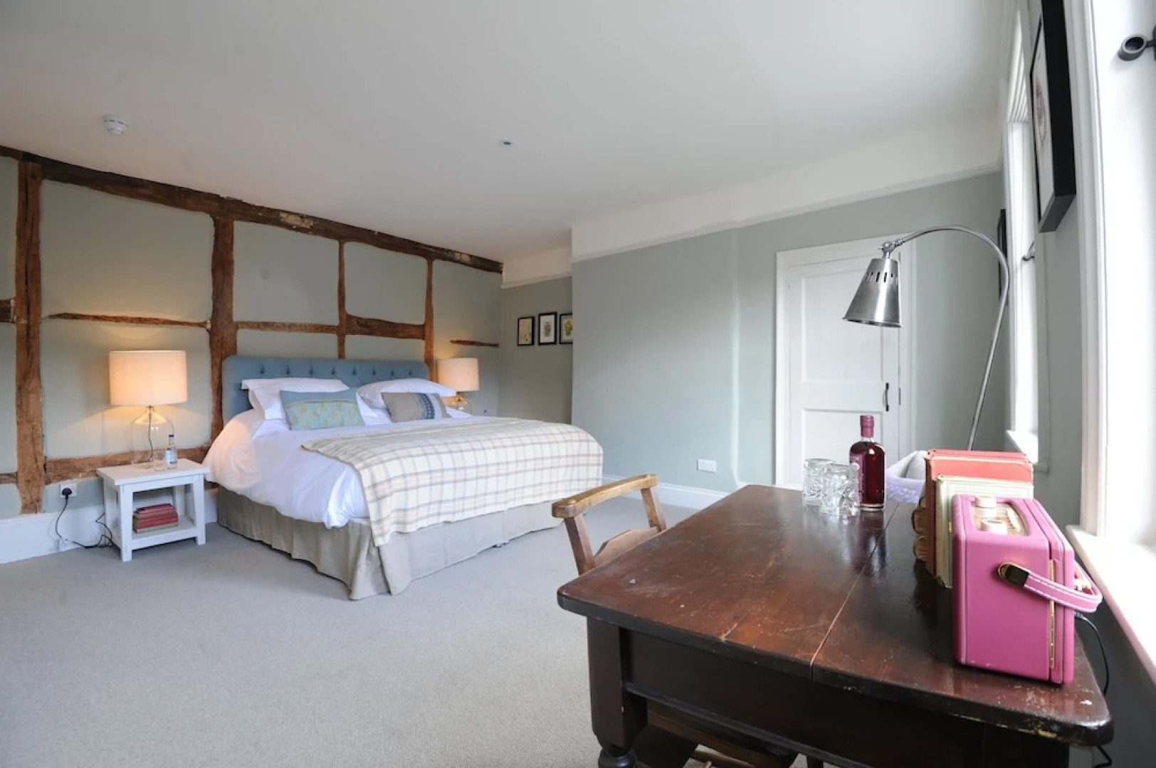 Bel & The Dragon Kingsclere