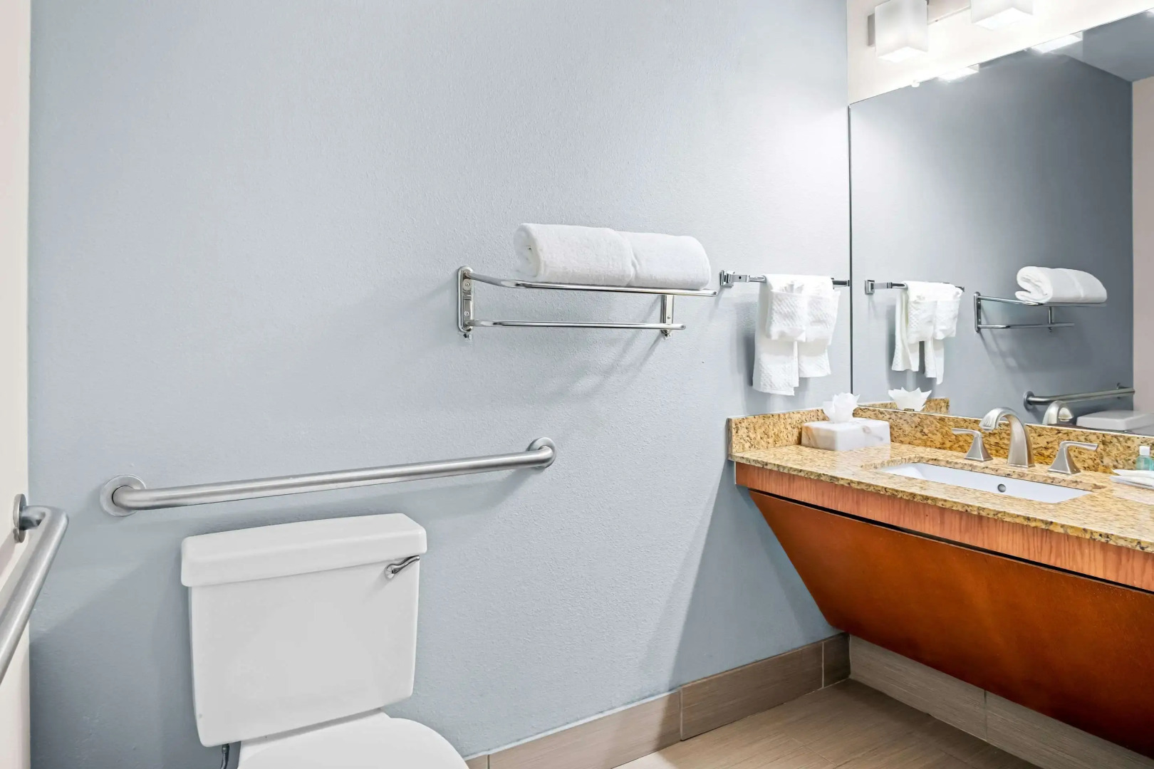 MainStay Suites Addison-Dallas