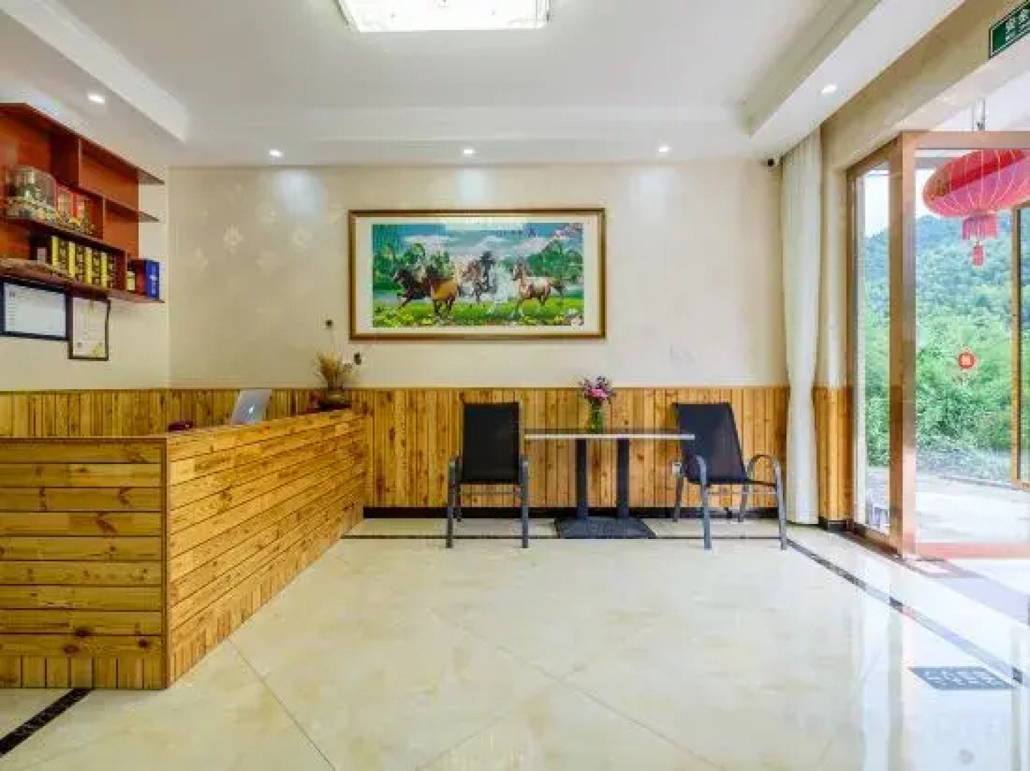 Linxi Xiaozhu Hostel