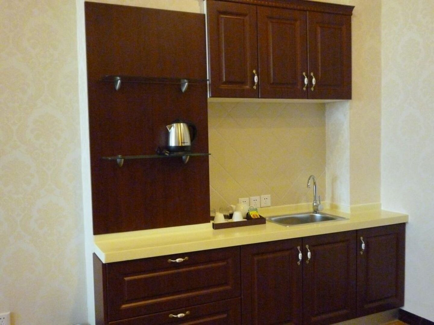 Hai Tian Boutique Holiday Hotel