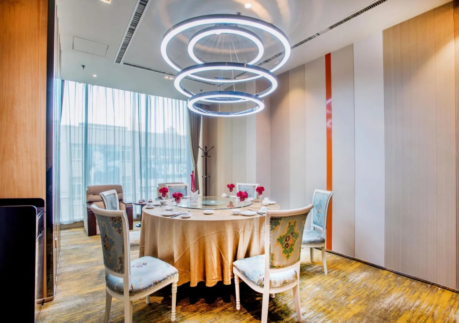 Holiday Inn Express Dalian City Centre by IHG