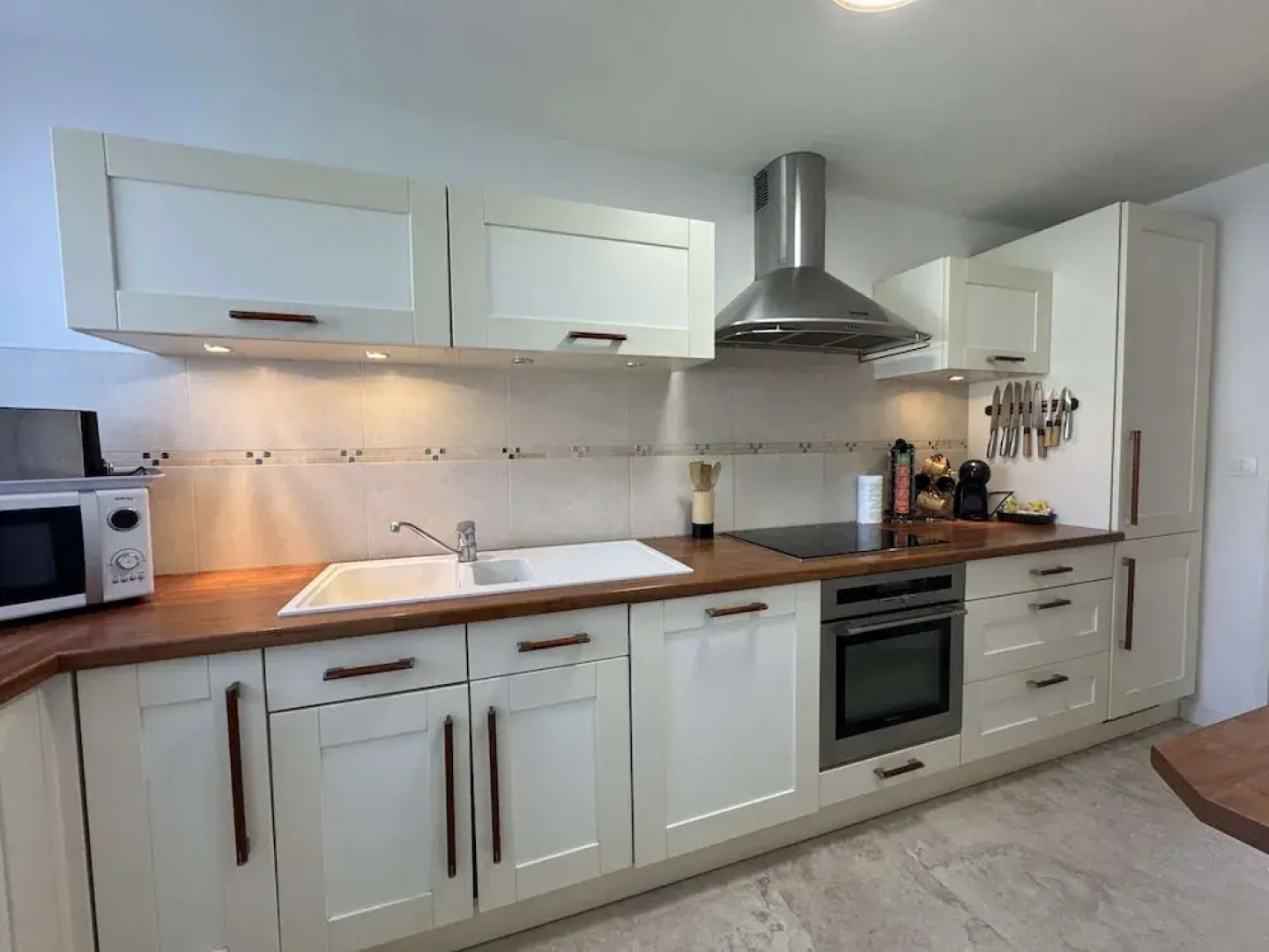 Urban Base in Le Mans - Comfort & Services