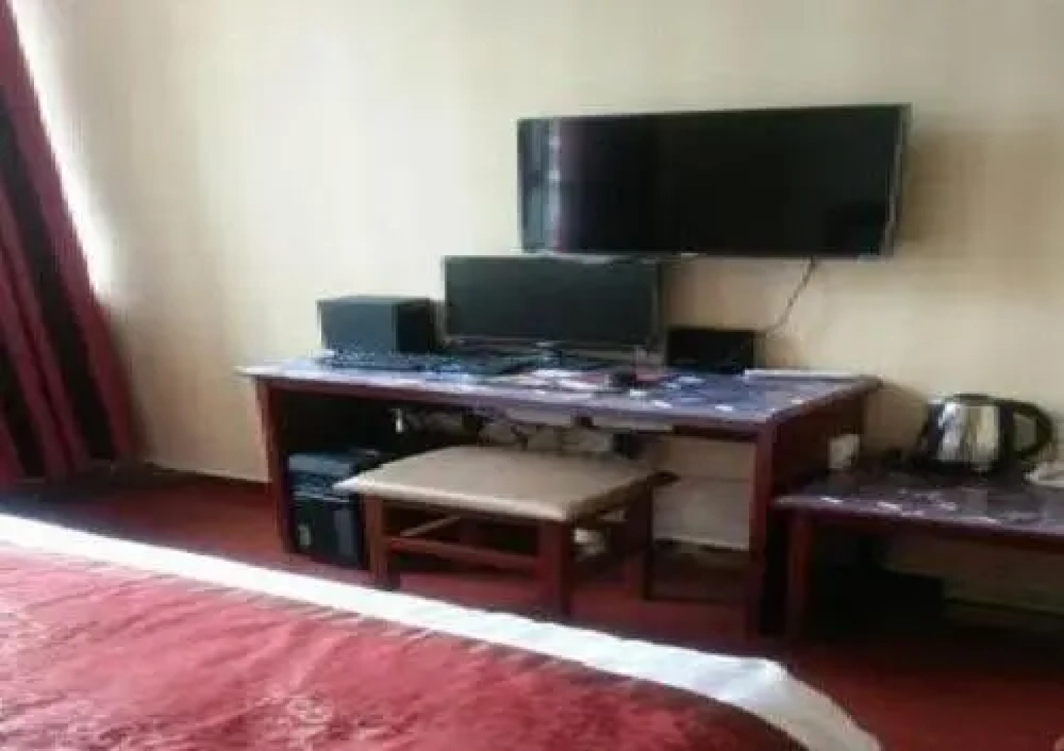 Qinghai Haibei Qilian Yinxiang Express Hotel