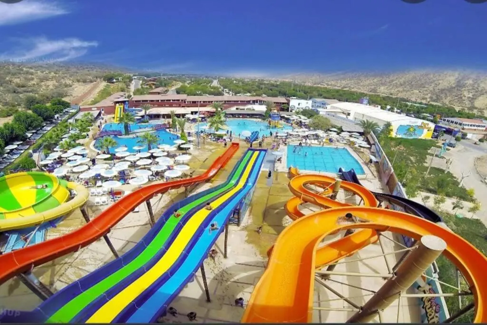 Bel appartement avec piscine à 2 min de la plage.