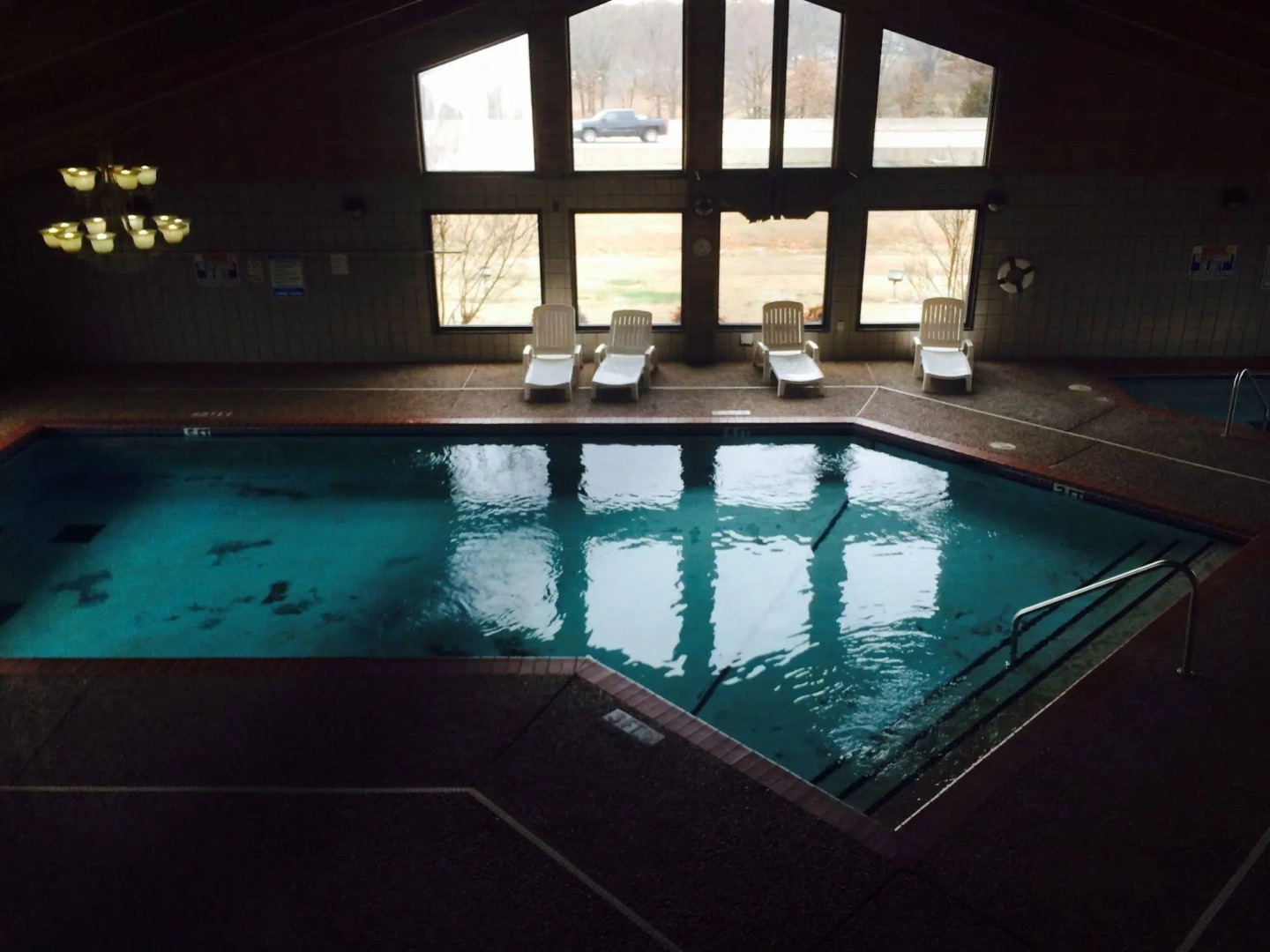 Regency Inn And Suites