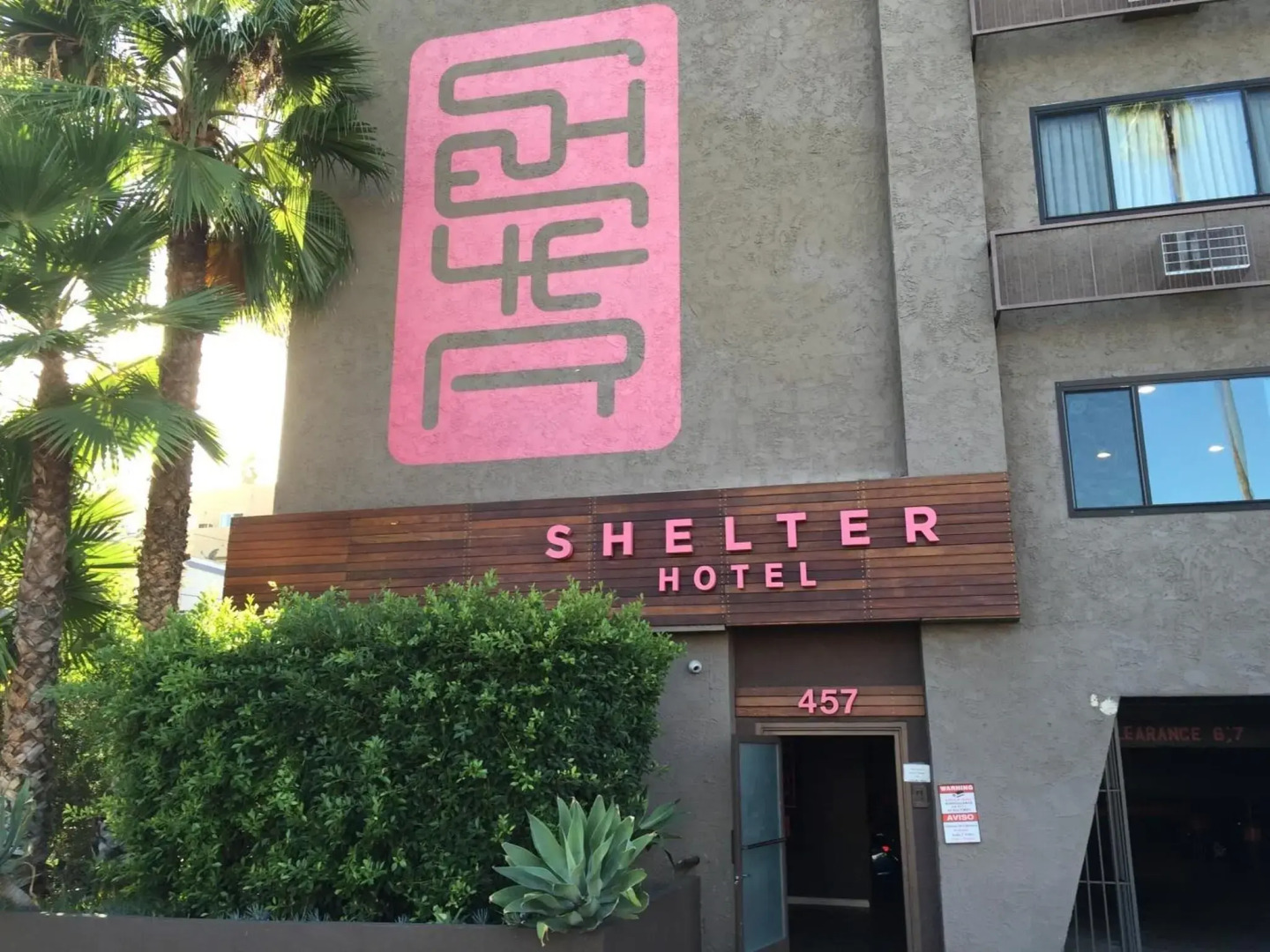 Shelter Hotel