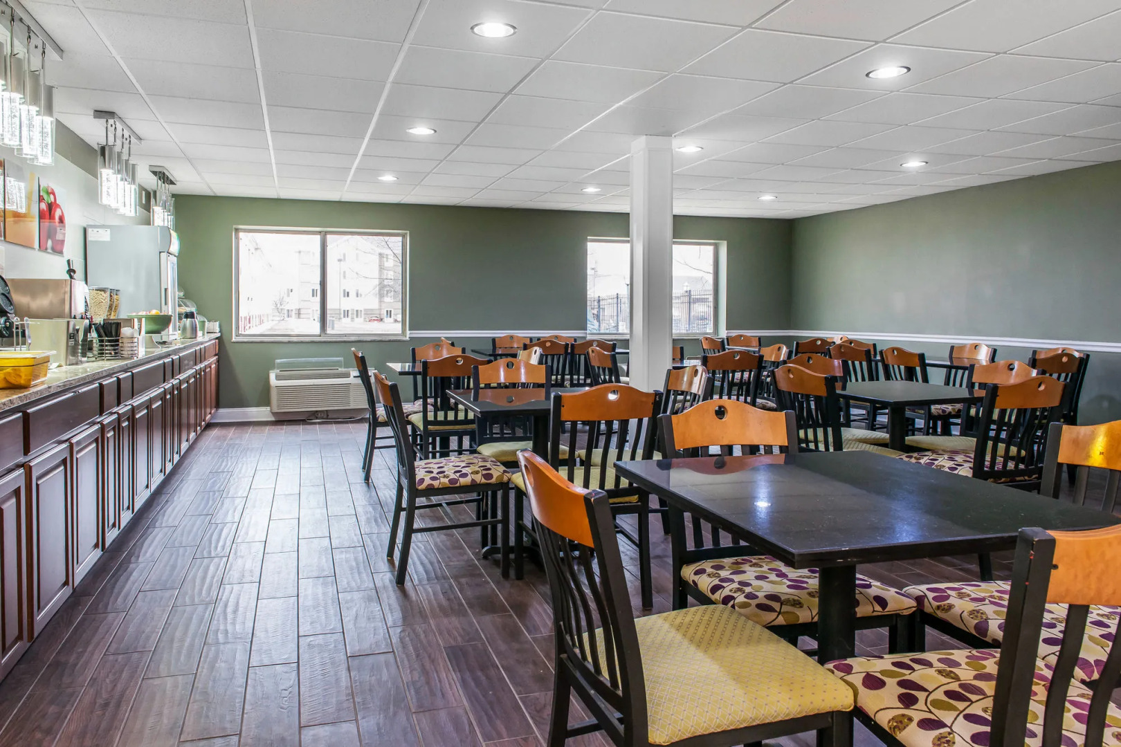 Quality Inn Scottsburg