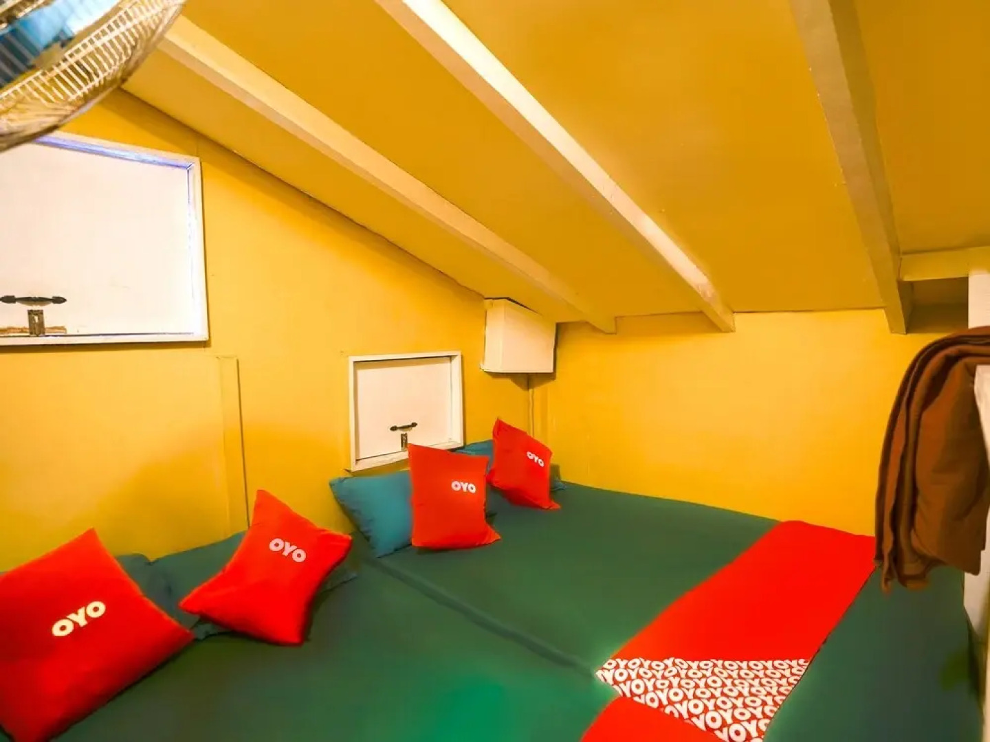 OYO 872 Villa Tomasa Beach Resort