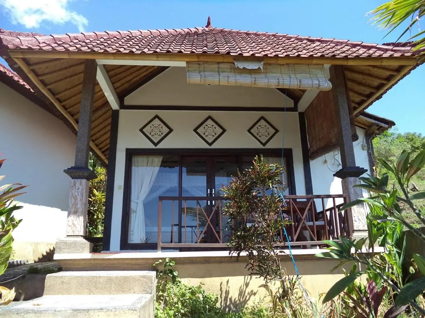 Warung Ary & Home Stay