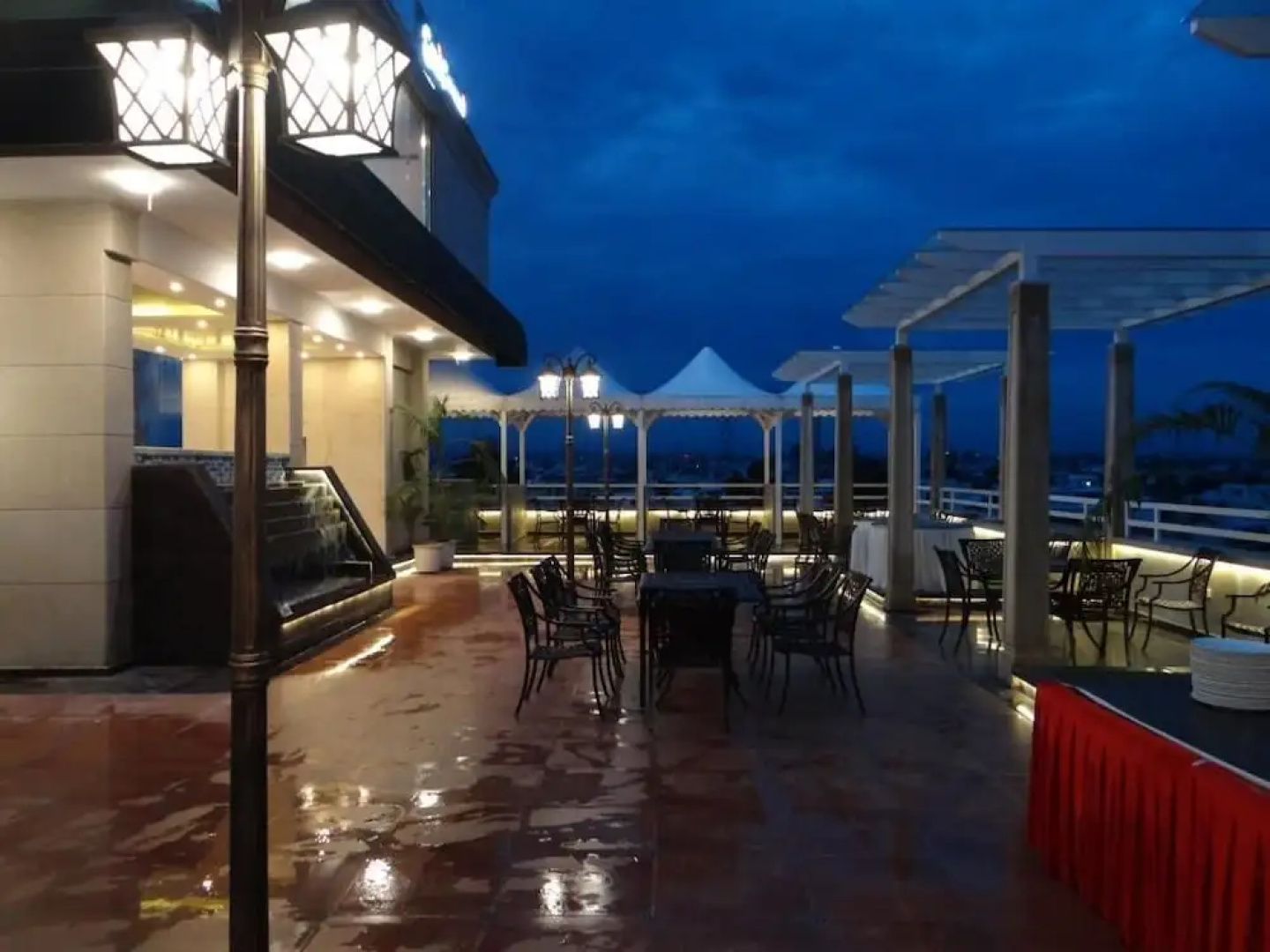 Hotel Gms Grand
