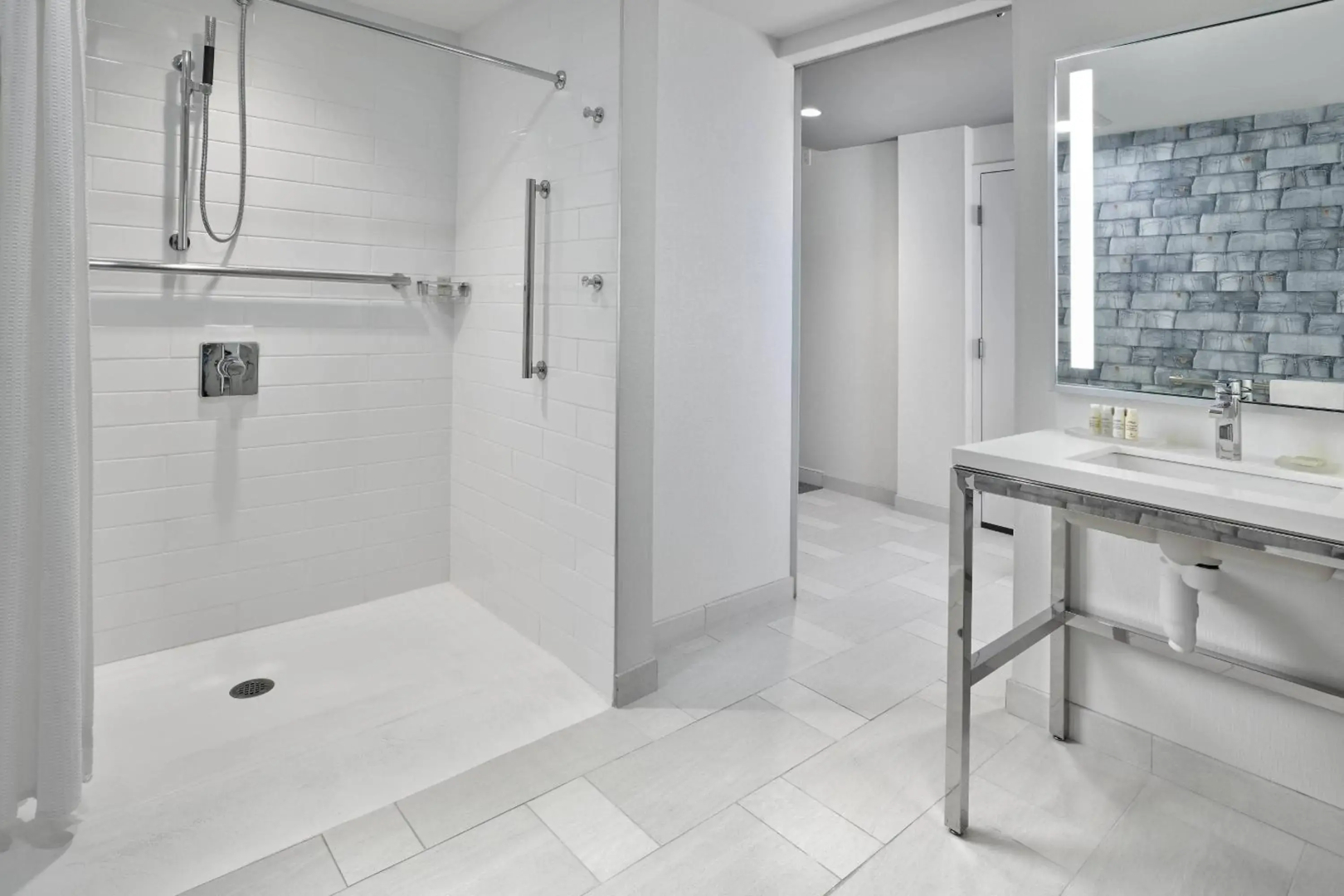 Renaissance Edmonton Airport Hotel