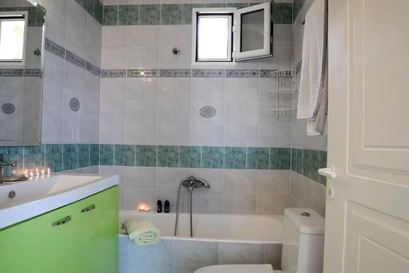 Aias Luxury Flat - Perfect Location