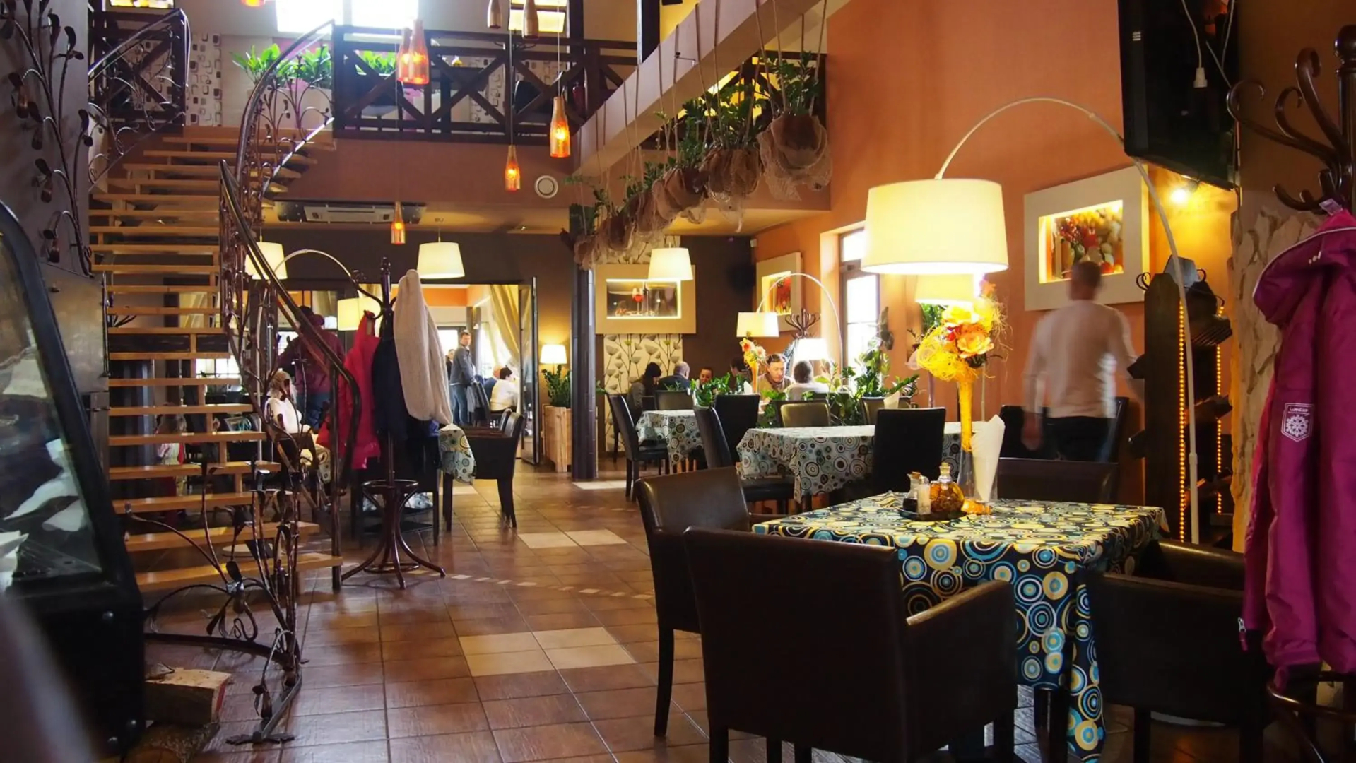 Tajemniczy Ogród Szczytna - Restauracja i noclegi