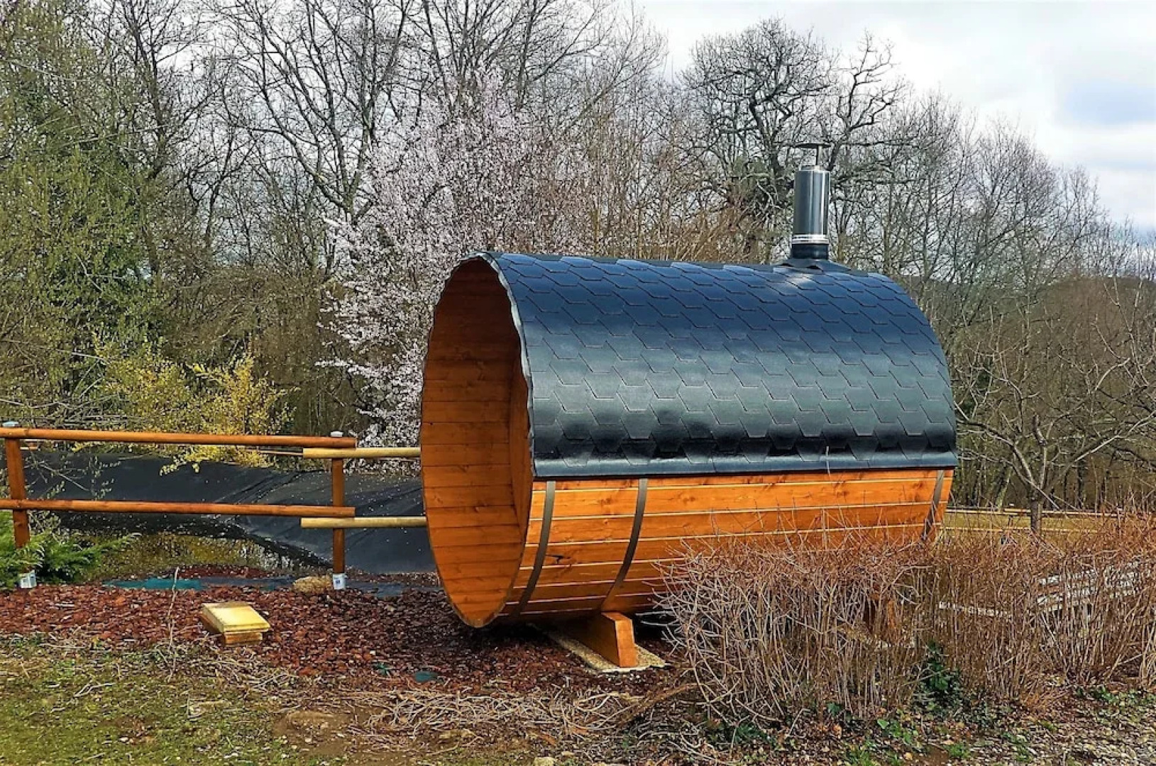 House With one Bedroom in Montjoie-en-couserans, With Enclosed Garden