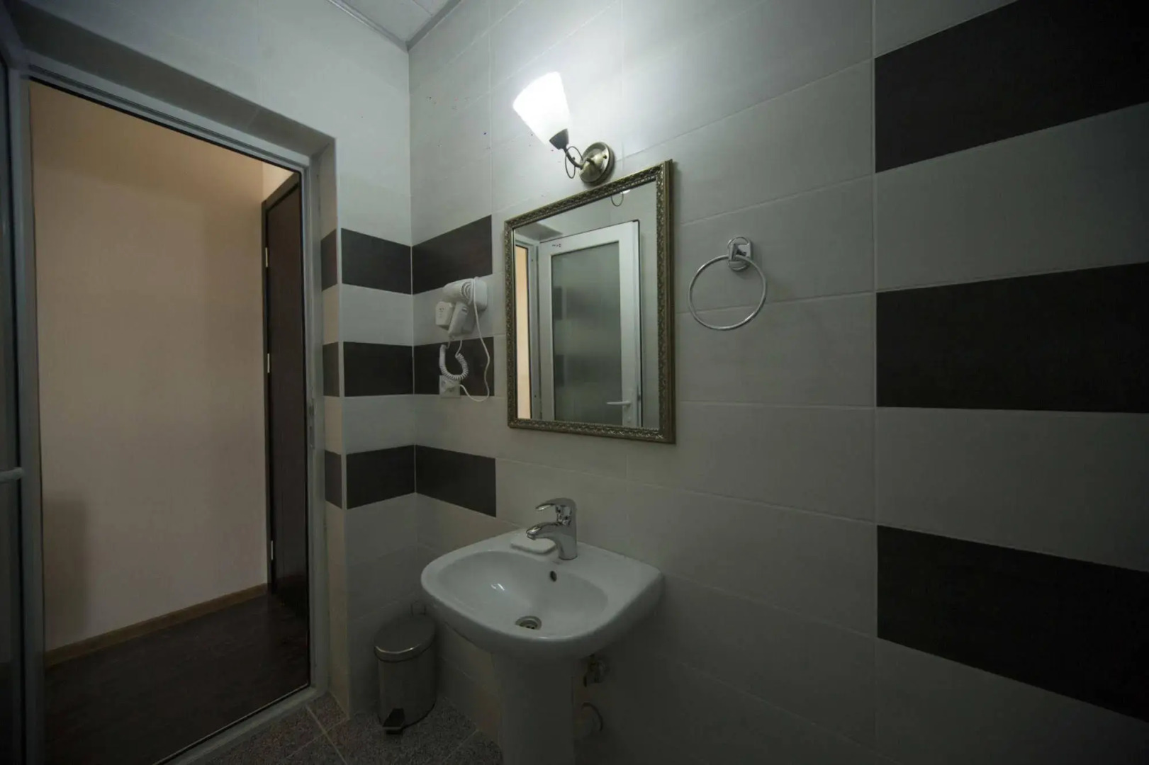 Отель Log Inn Boutique