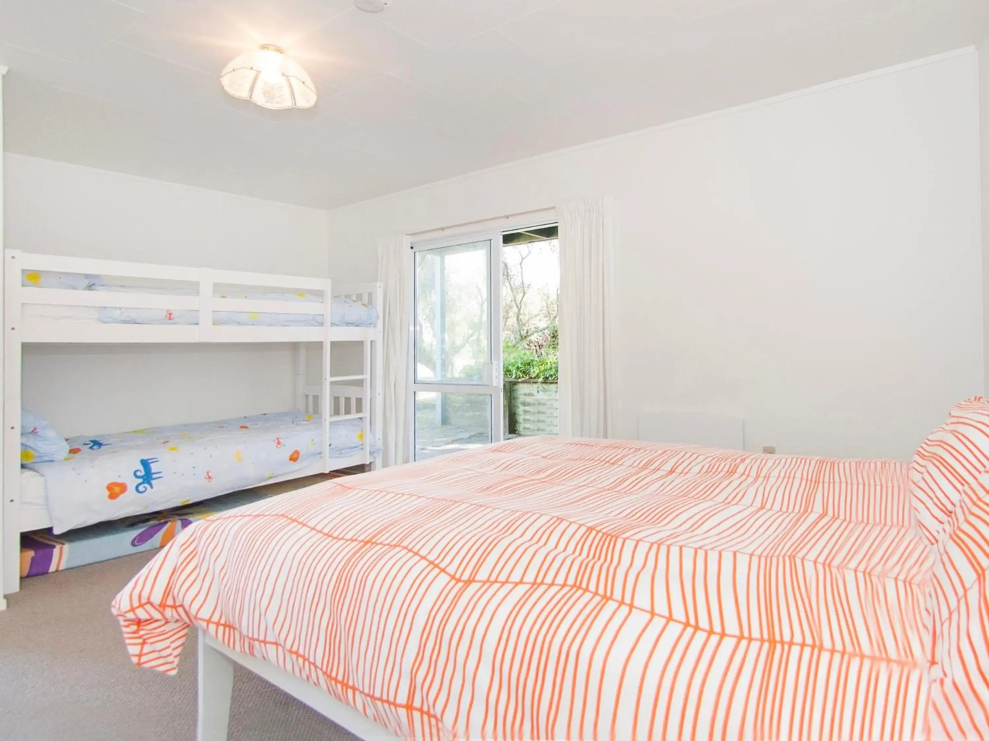 Perfect on Pleasant - Pauanui Holiday Home