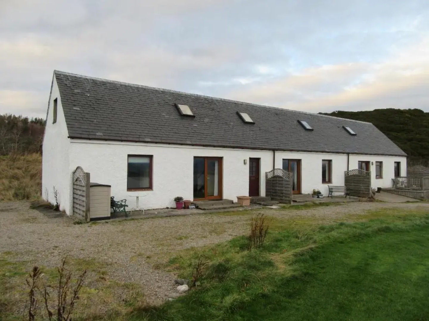 Osprey, Longhouse Cottages