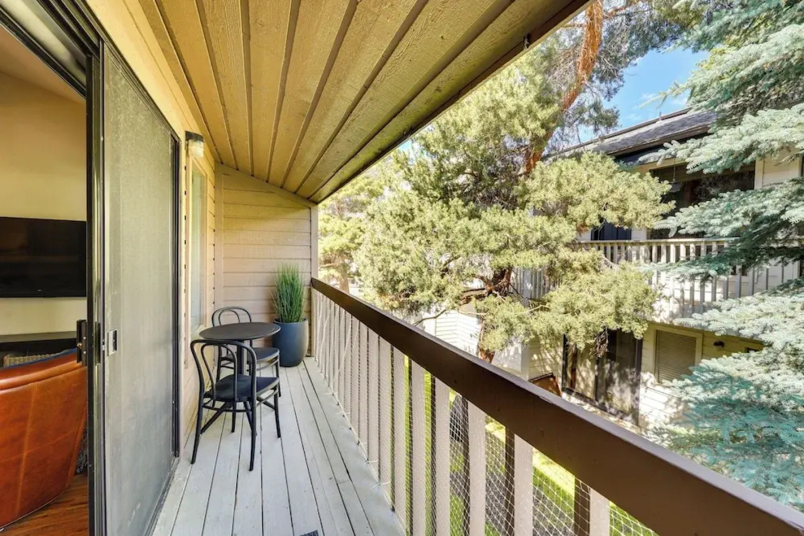Walk to Main St & Lifts: Ketchum Townhouse!