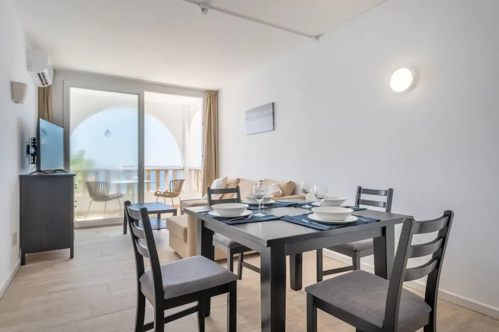 Orange Colom Seaside Apartments