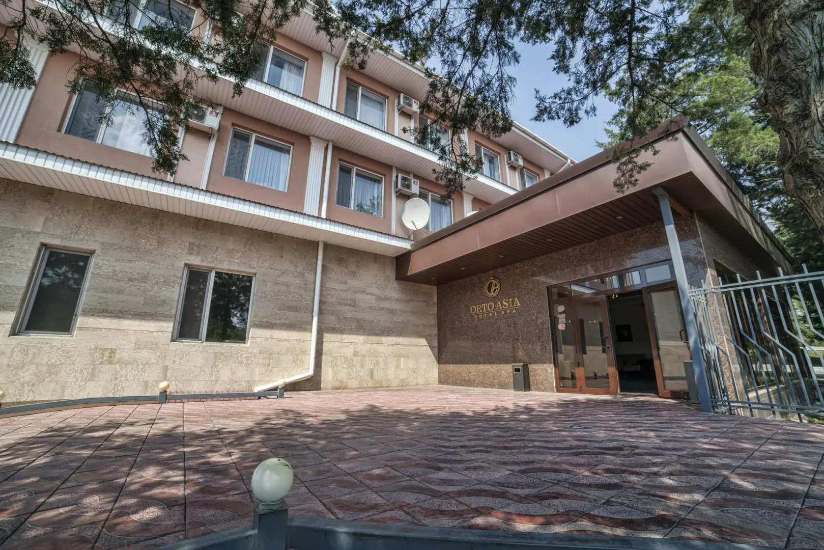 Отель Orto-Asia