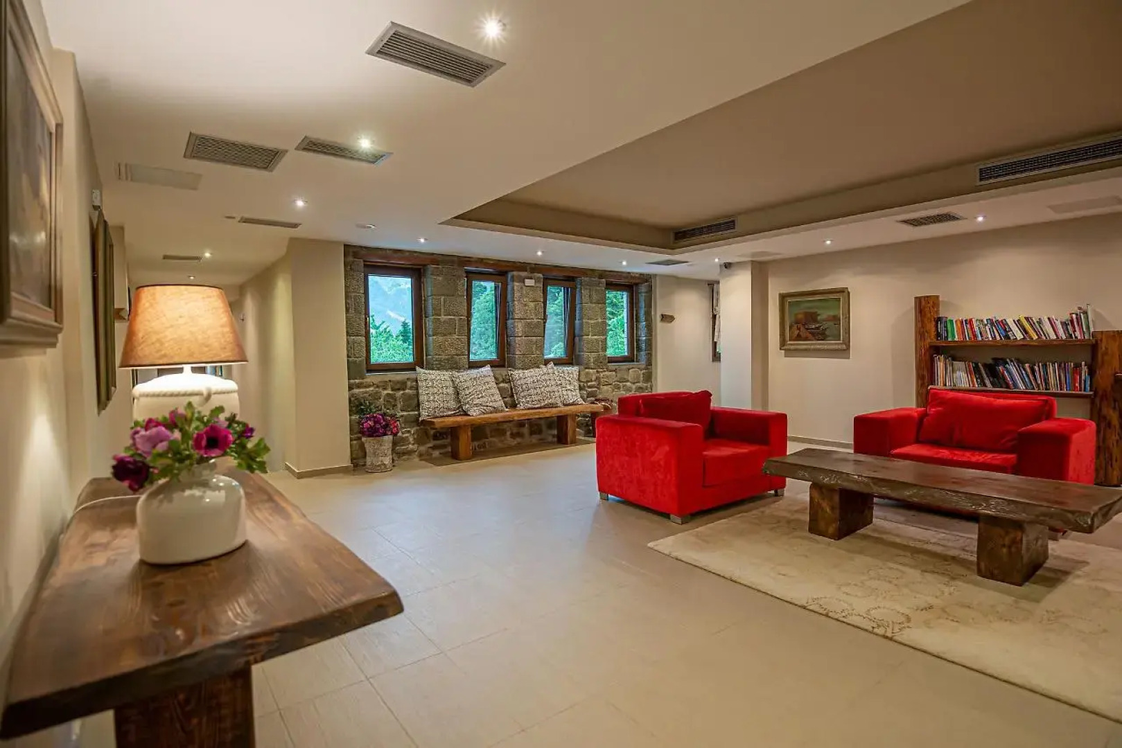 Anavasi Mountain Resort