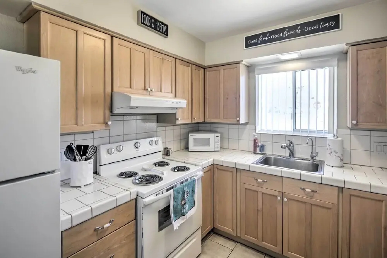 Sunny Home w/ Pool & Patio ~ 3 Miles to the Lake!