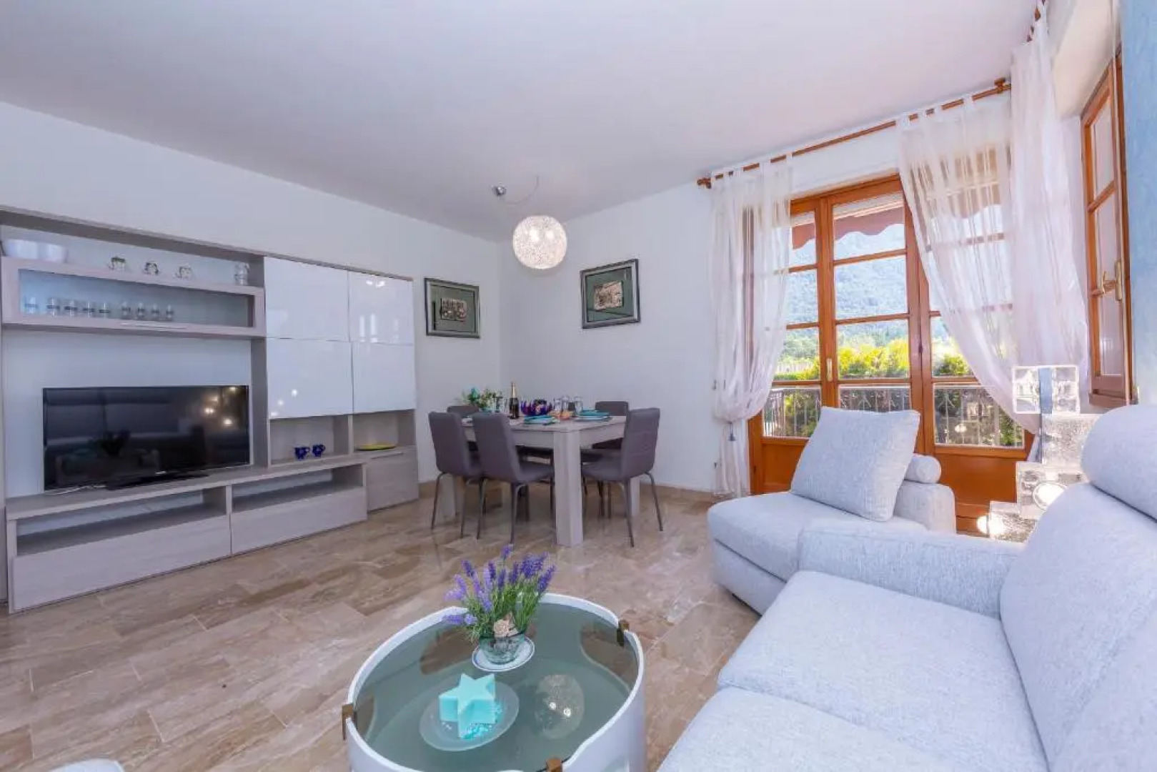 Carlazzo Sant' Agata Apt. 01