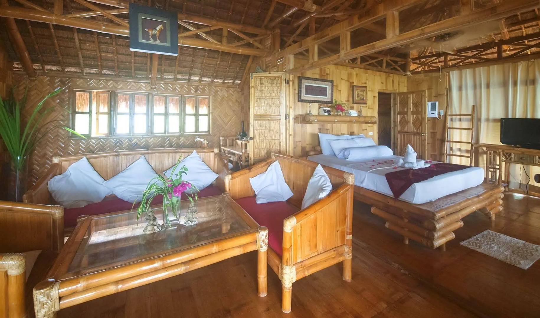 The Coral Blue Oriental Beach Villas & Suites