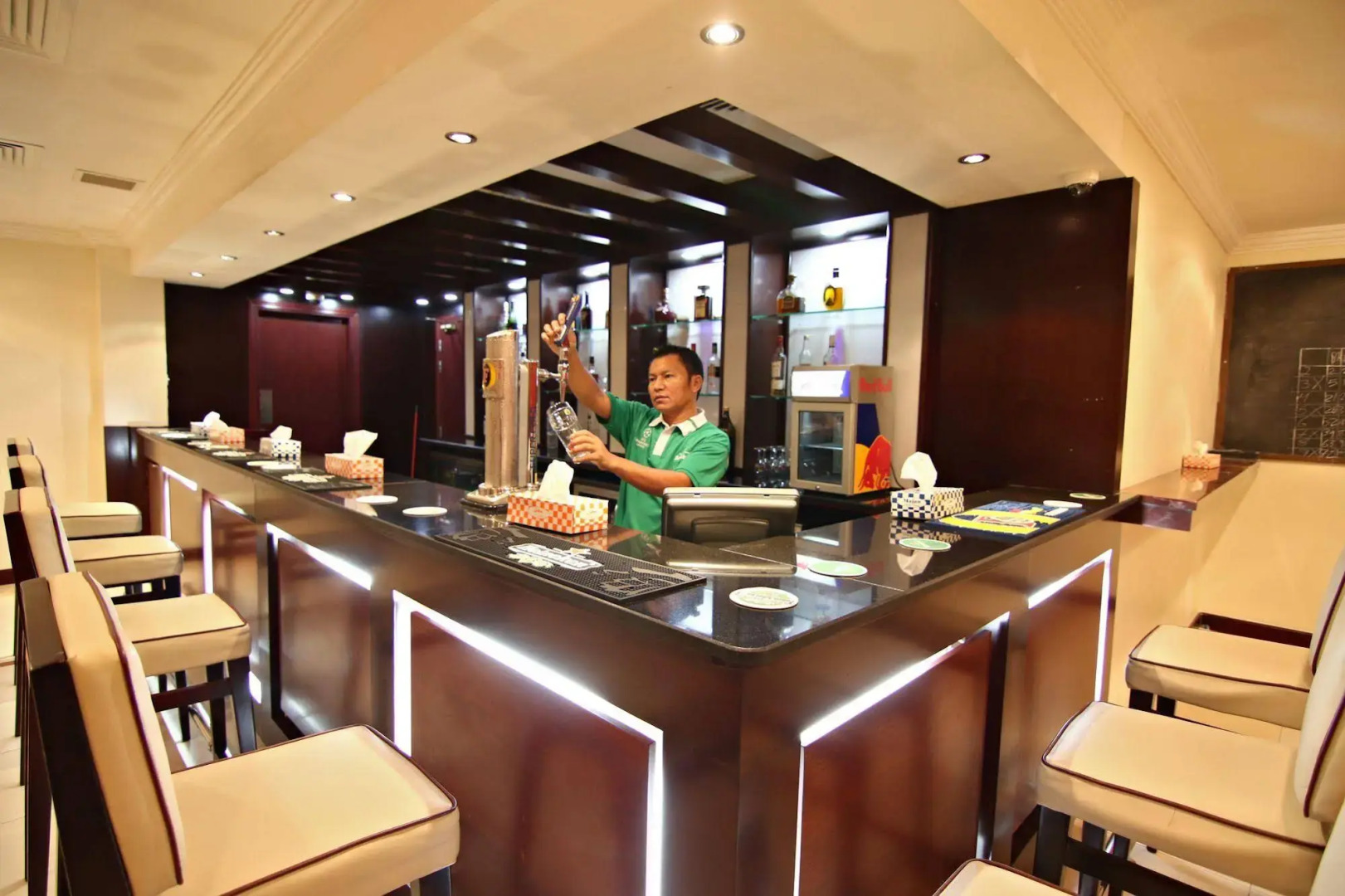 Majan Continental Hotel