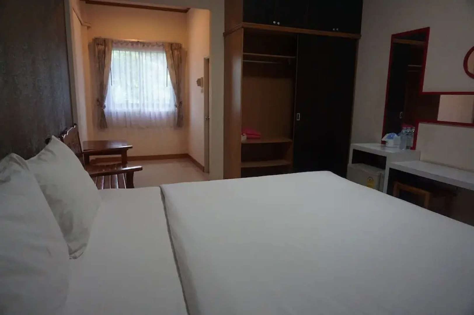 Wetsawat Place Hotel