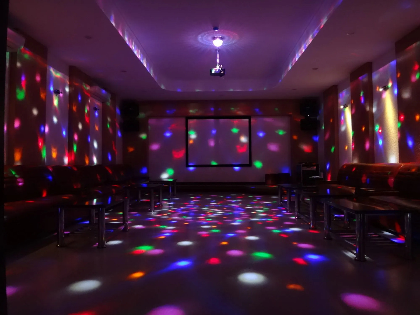 Carmelina Beach Resort