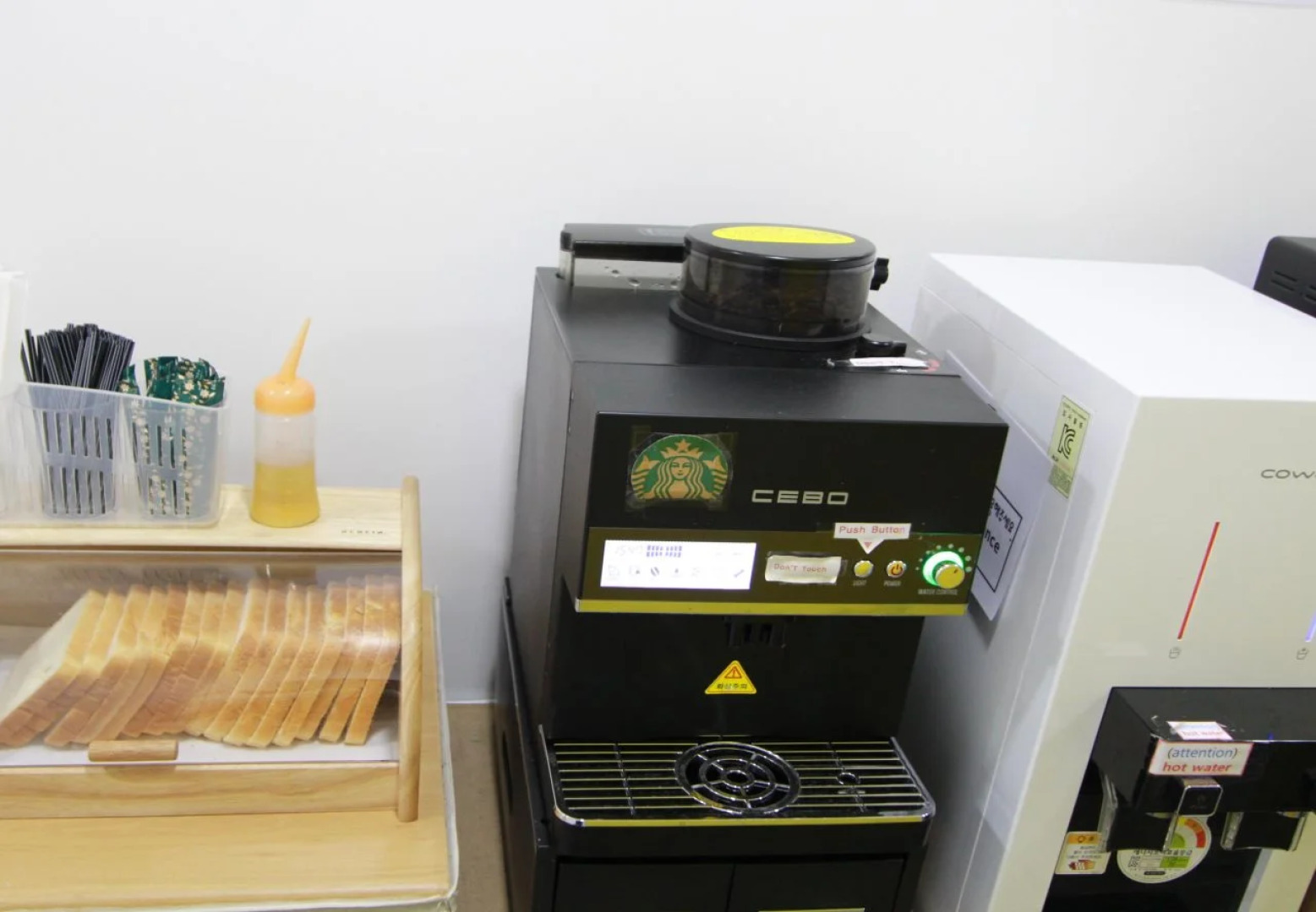 24 Guesthouse Myeongdong Town