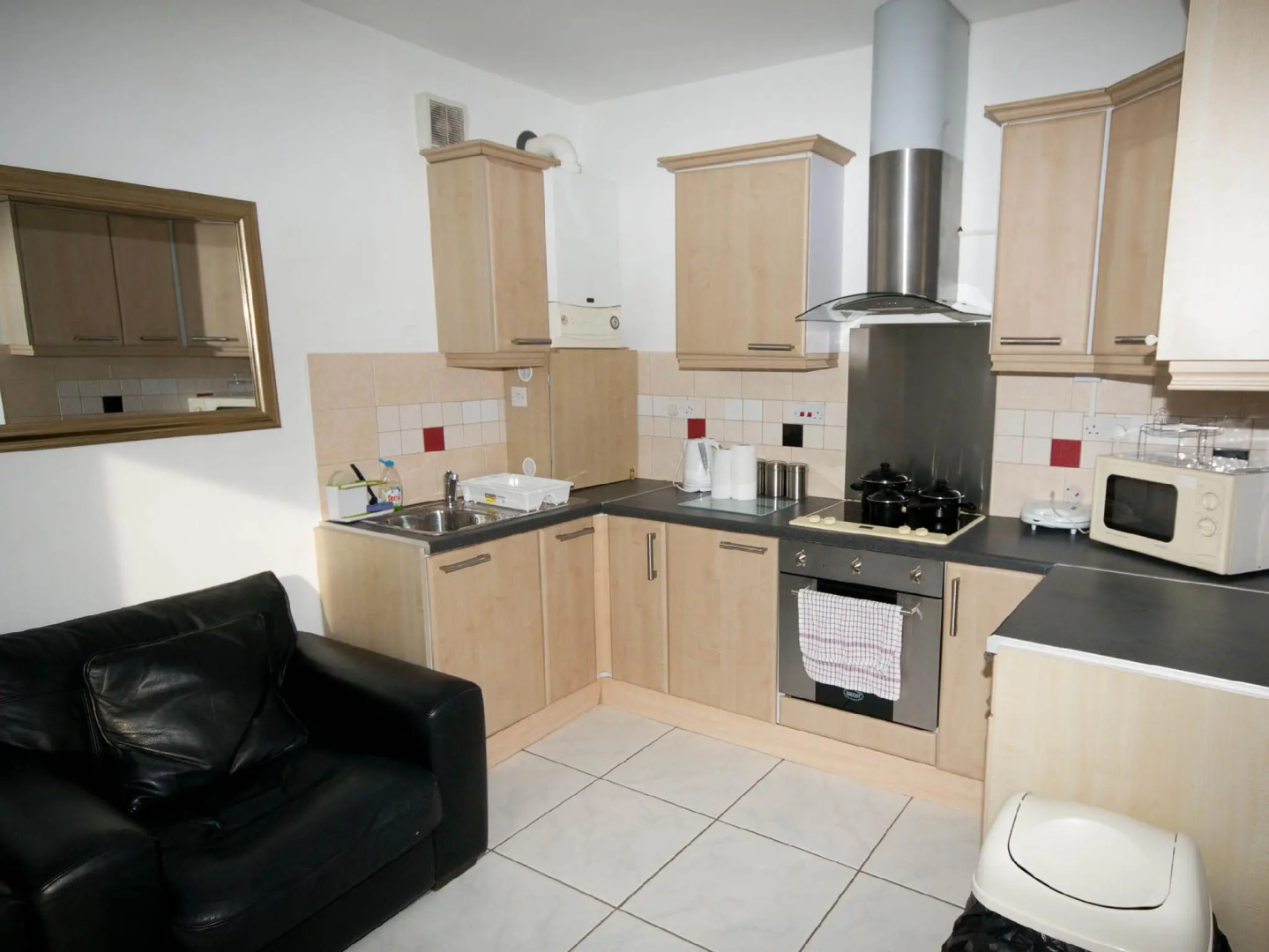 Marley Mansions Apartment - Clarendon