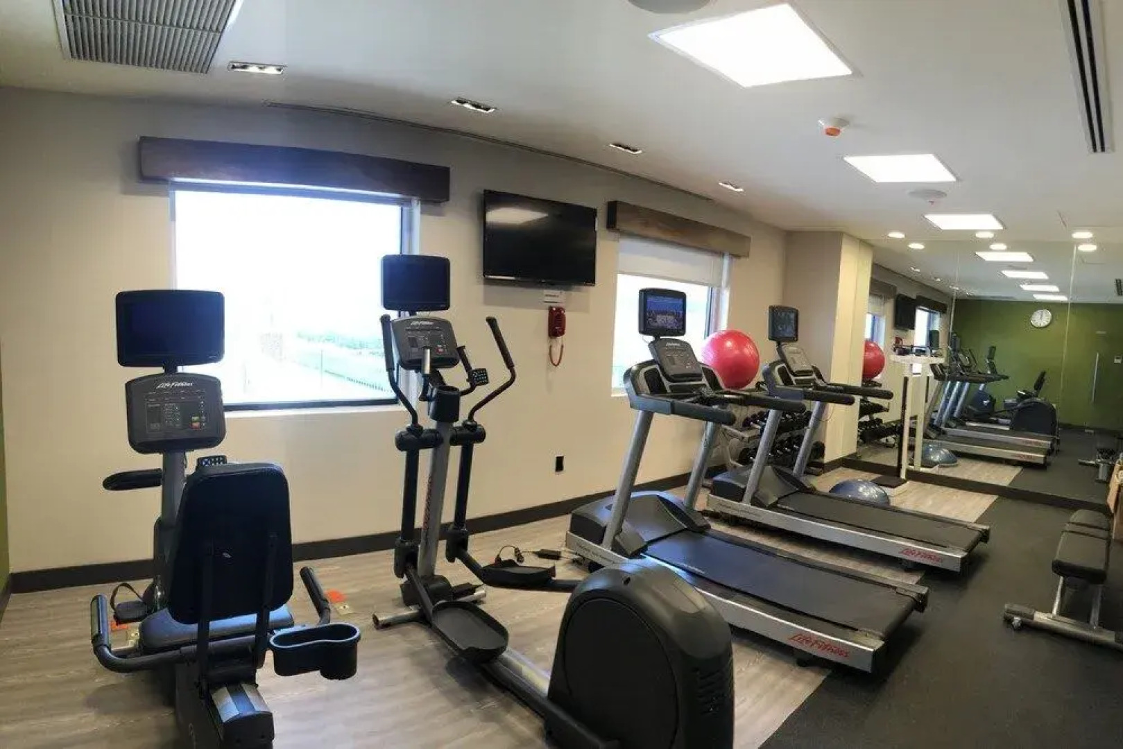 Holiday Inn & Suites Monterrey Apodaca Zona Airport