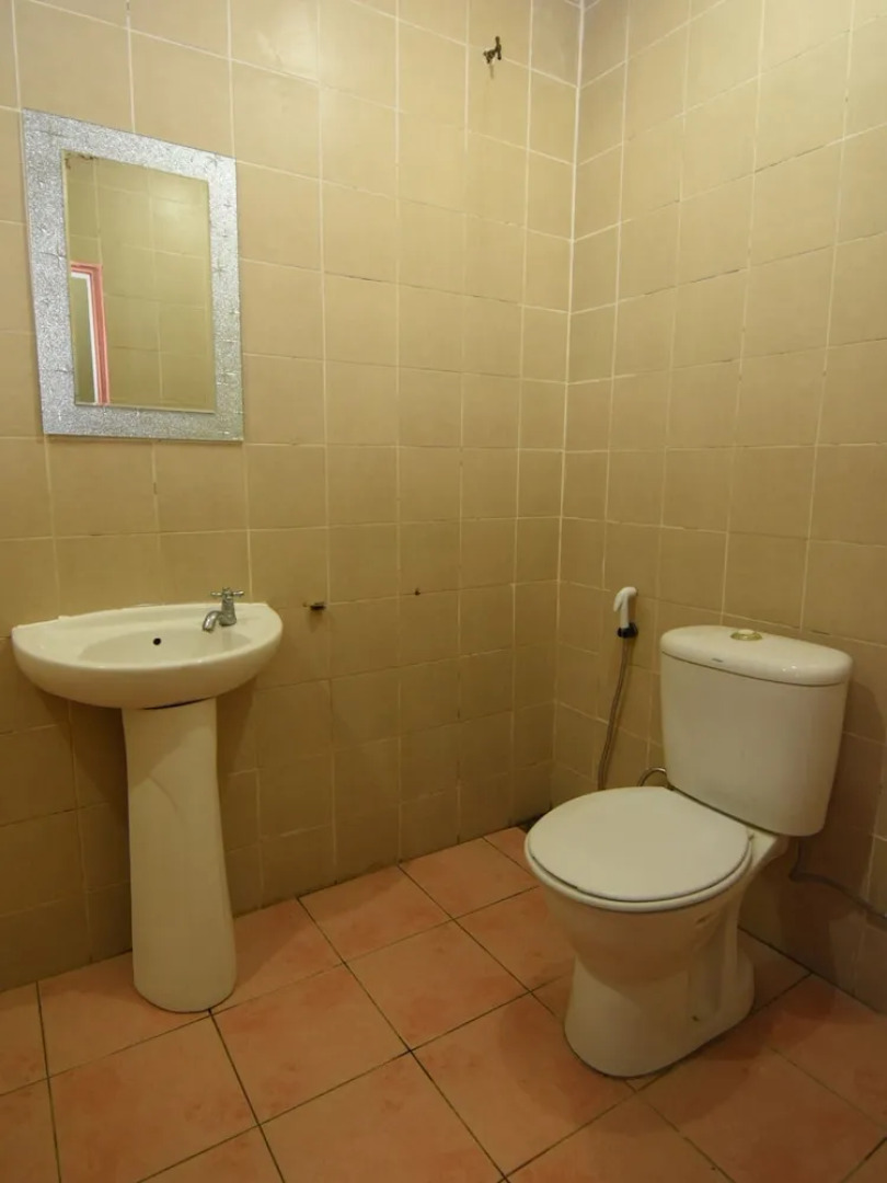 Highway Inn by OYO Rooms