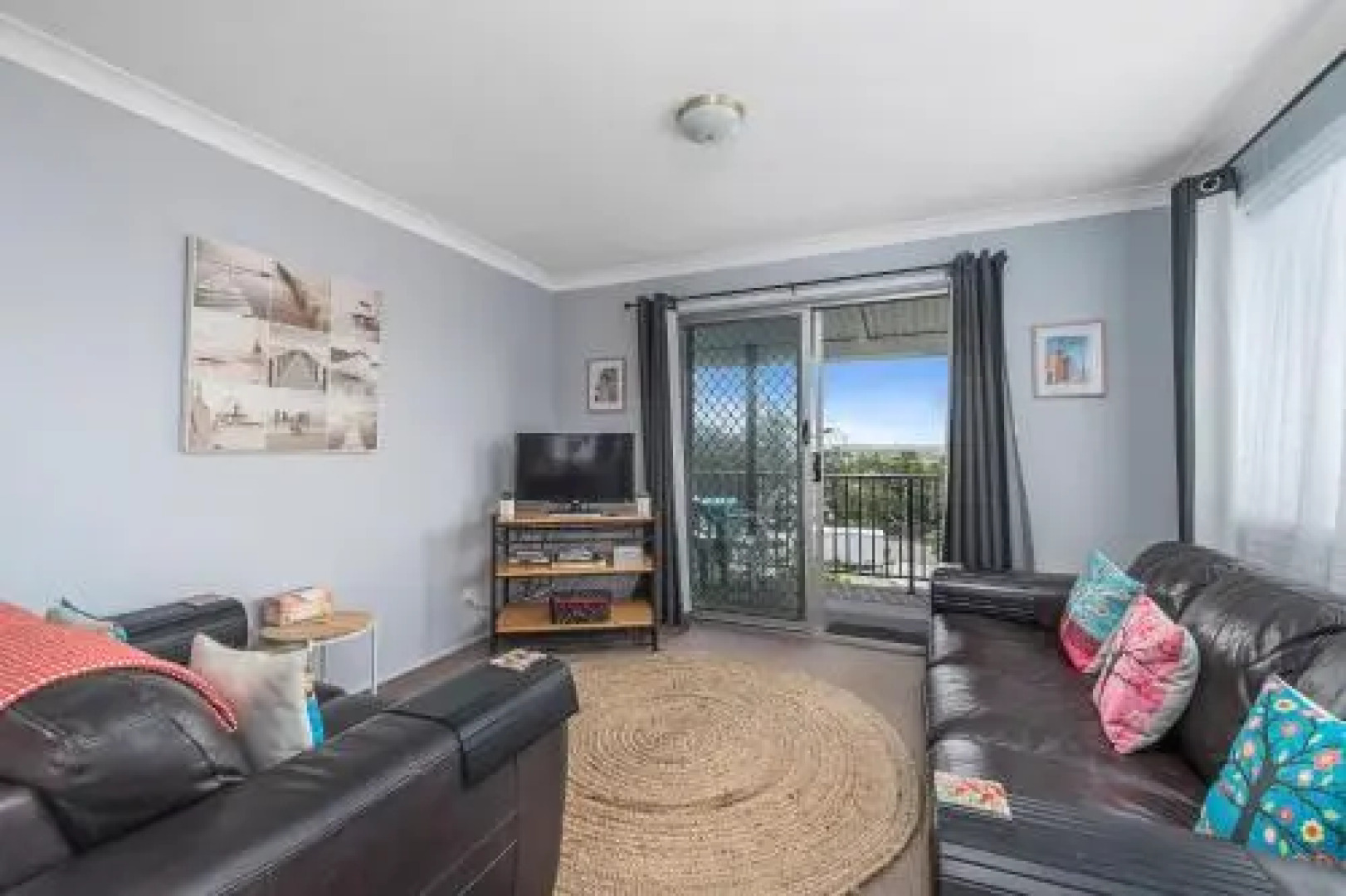 Sea View, 3 Hodgson Street