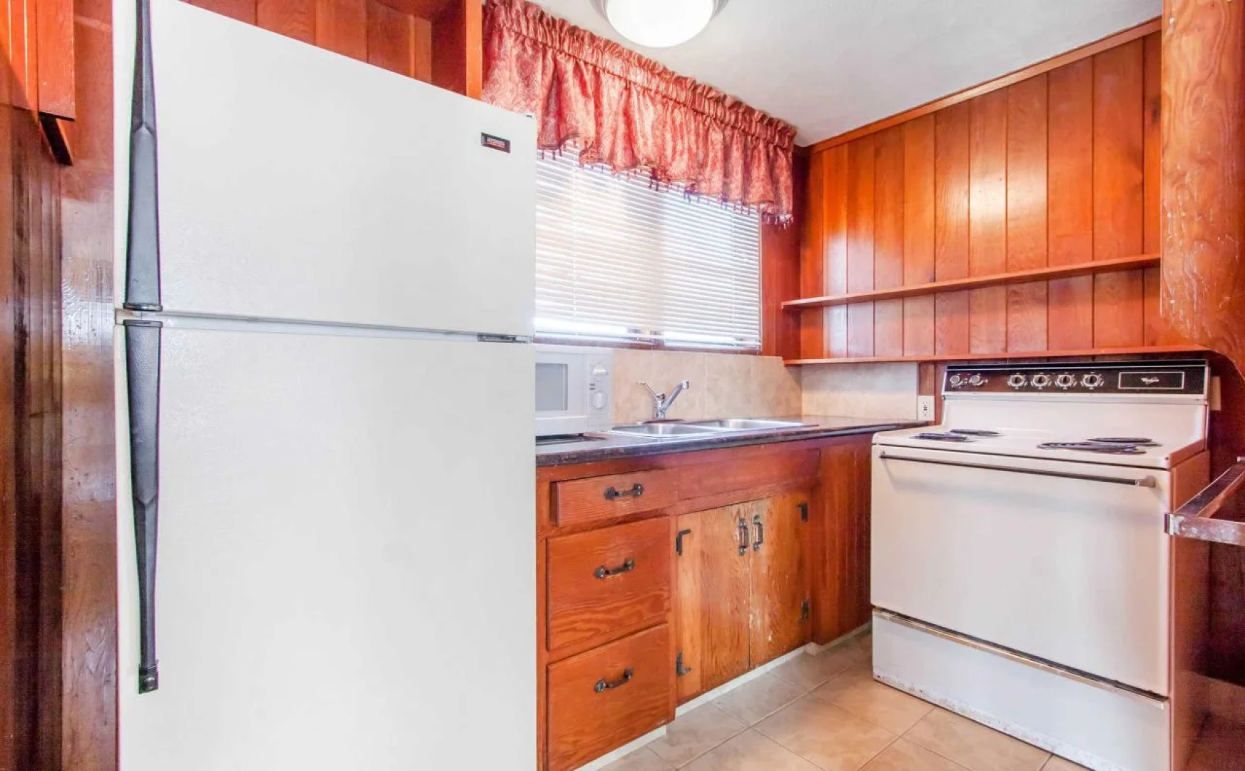 Clarion Inn Surfrider Resort