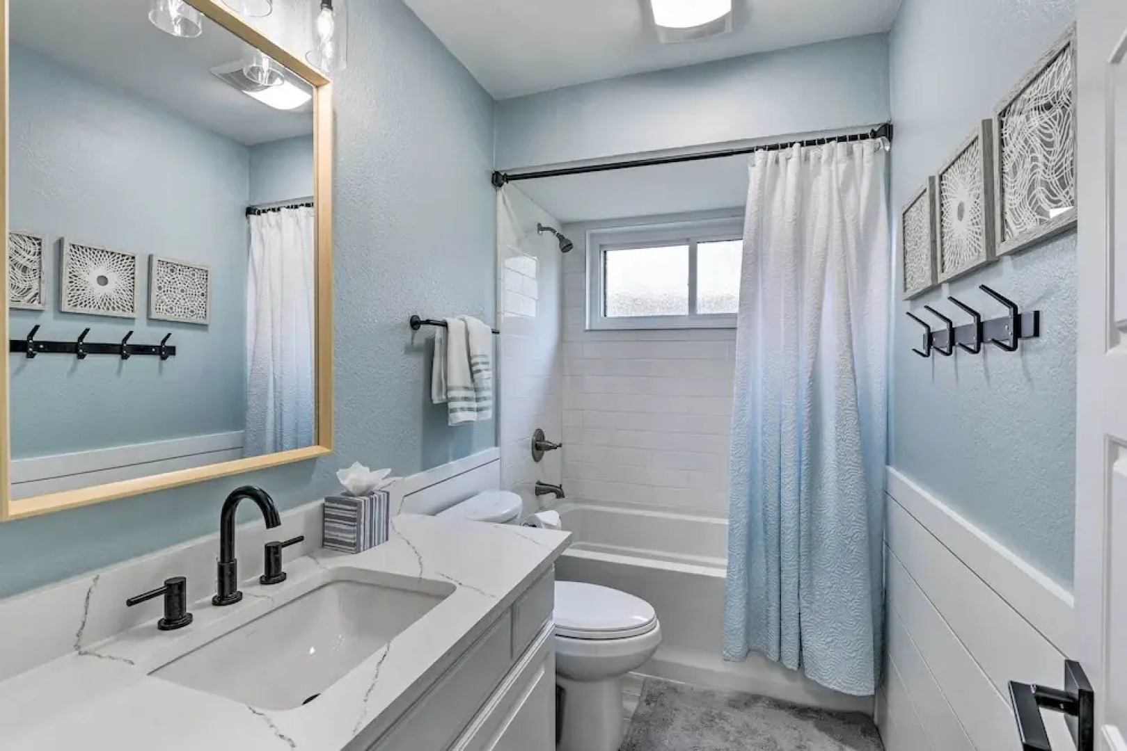 Luxury Granbury Home w/ Private Boat Dock!